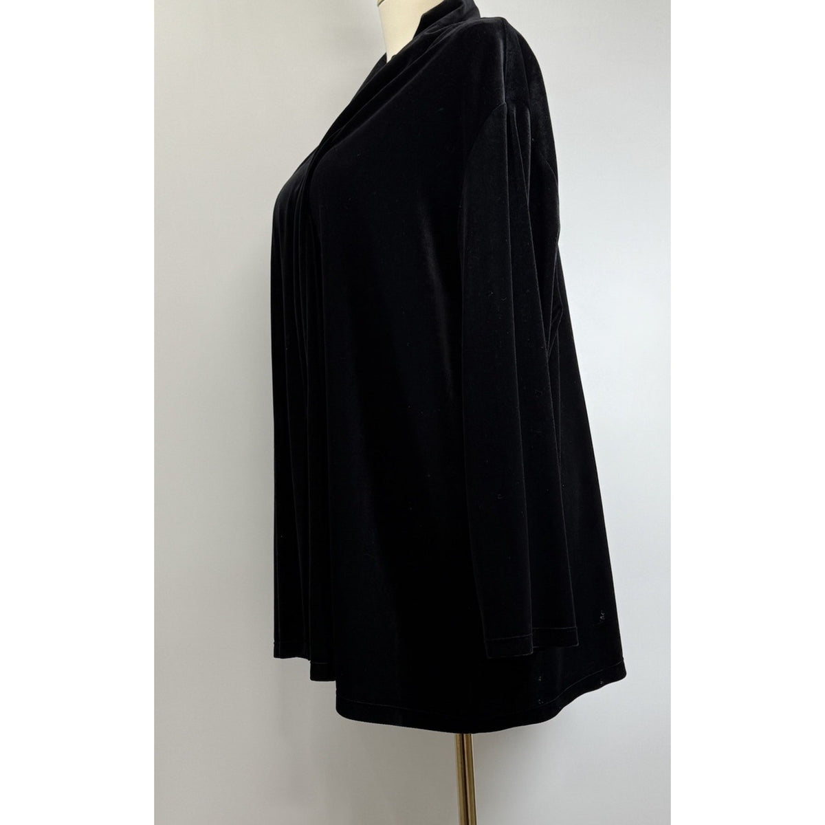 Notations Woman Black Velvet Open Front Cardigan 3X Stretch Drape Whimsigoth