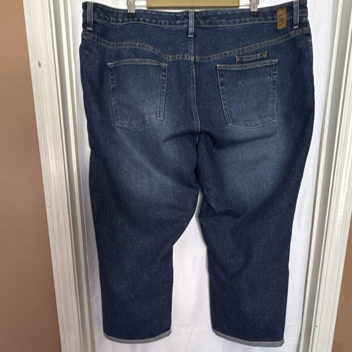 Vintage 2004 Tommy Hilfiger "Woman" Hipster Cropped Jeans – Size 24 Plus