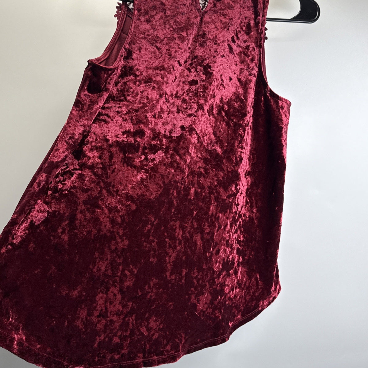 NOBO No Boundaries Mock Neck Velour Lace Top Sz M Red Sleeveless Vamp Whimsigoth