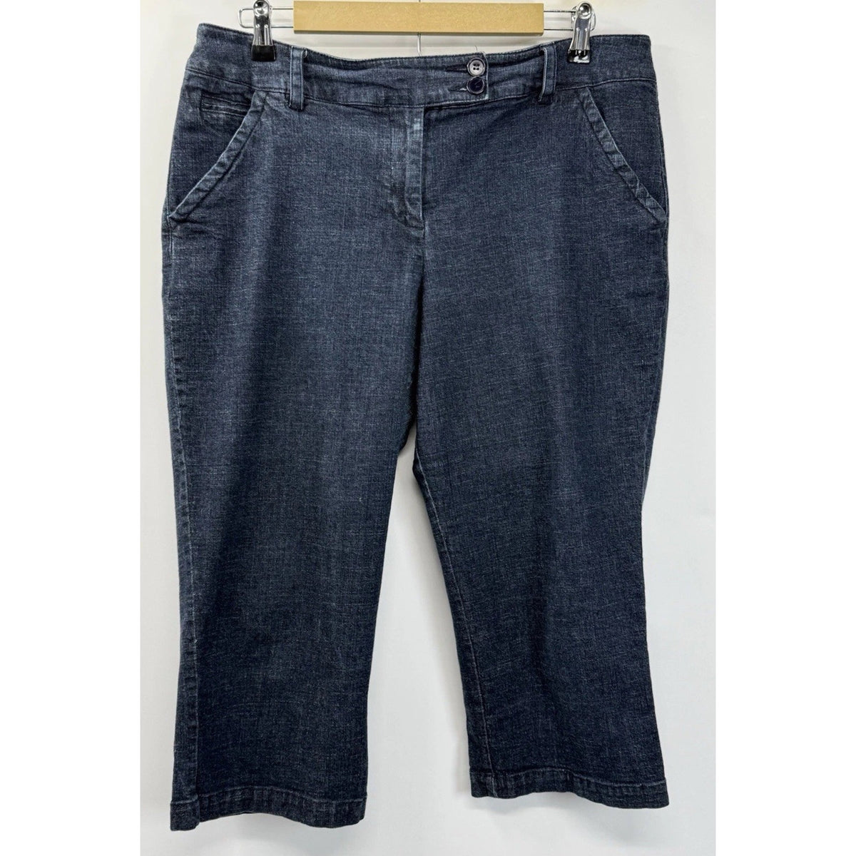 Chadwicks Denim Capri Pants Women’s Size 14 Blue Mid Rise Casual Classic