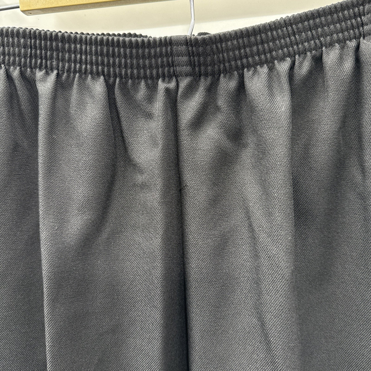 Alfred Dunner Pull-On Crop Pants Women's Size 16 Black Pockets 23” Inseam