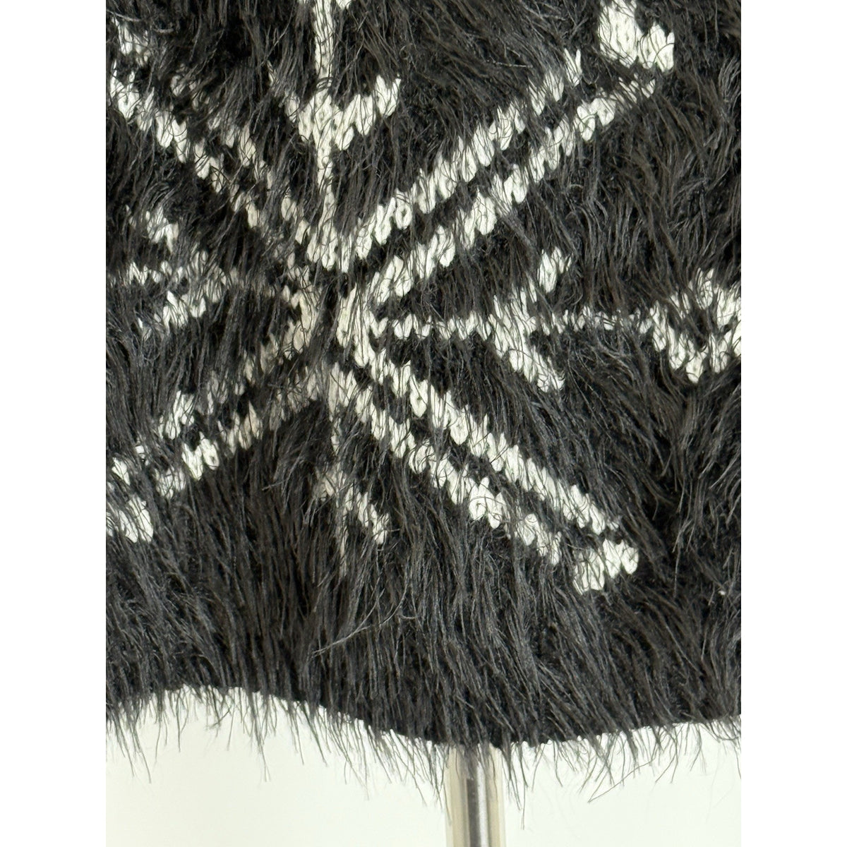 Finn & Clover Black Fuzzy Snowflake Sweater Side Button Detail Women’s Small