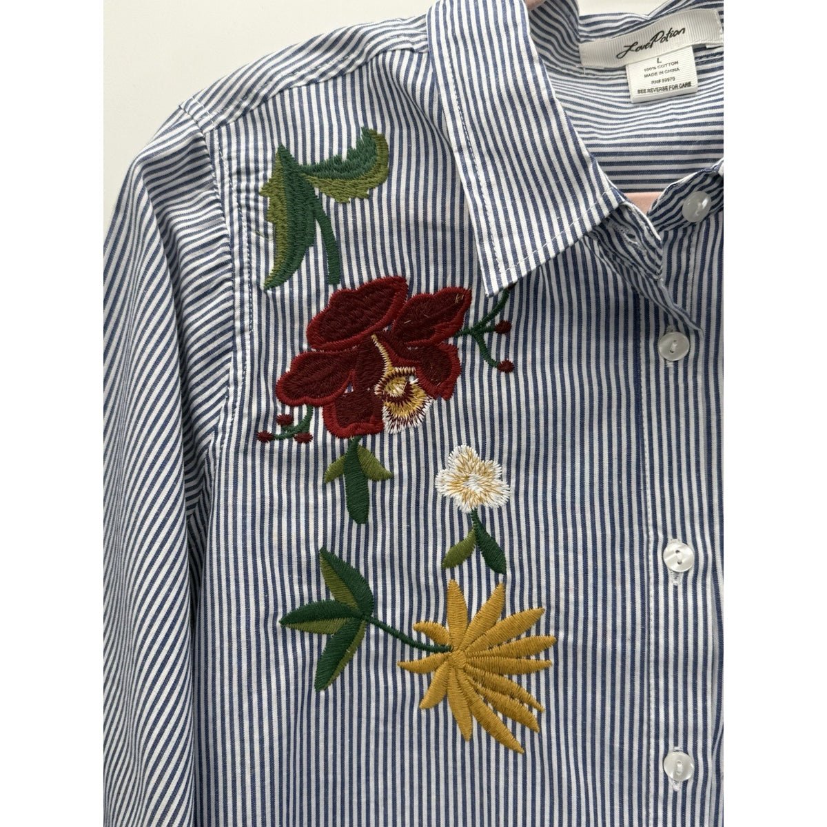 Love Potion Striped Blue White Embroidered Floral Collared Cotton Blouse Large