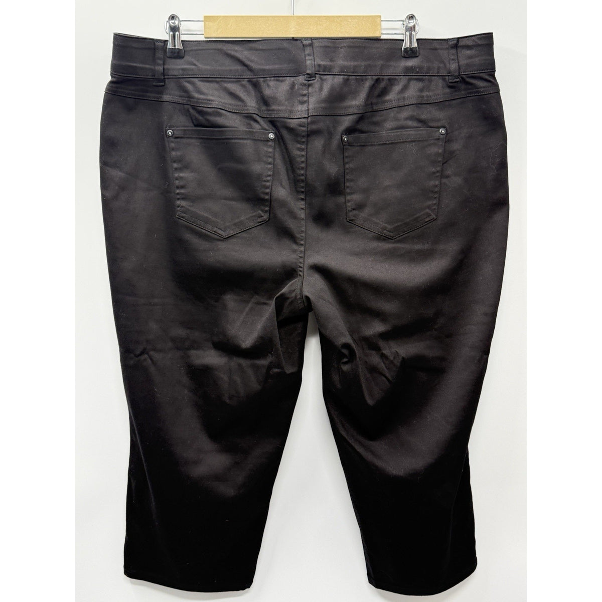 Cato Pull On Black Capri Pants Womens 18W Stretch Crop Mid Rise Casual Plus Size
