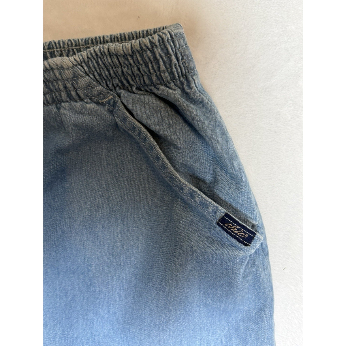 Chic Womens 20W Blue Pull On Denim Capri Pants 100% Cotton Elastic Waist Plus