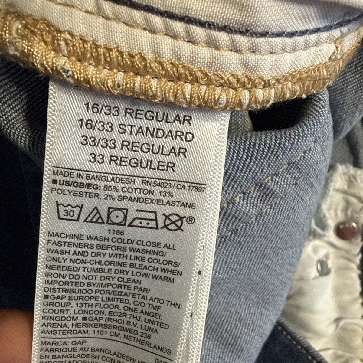 GAP Women Classic Straight Mid Rise Blue Jeans Size 33 | 16R