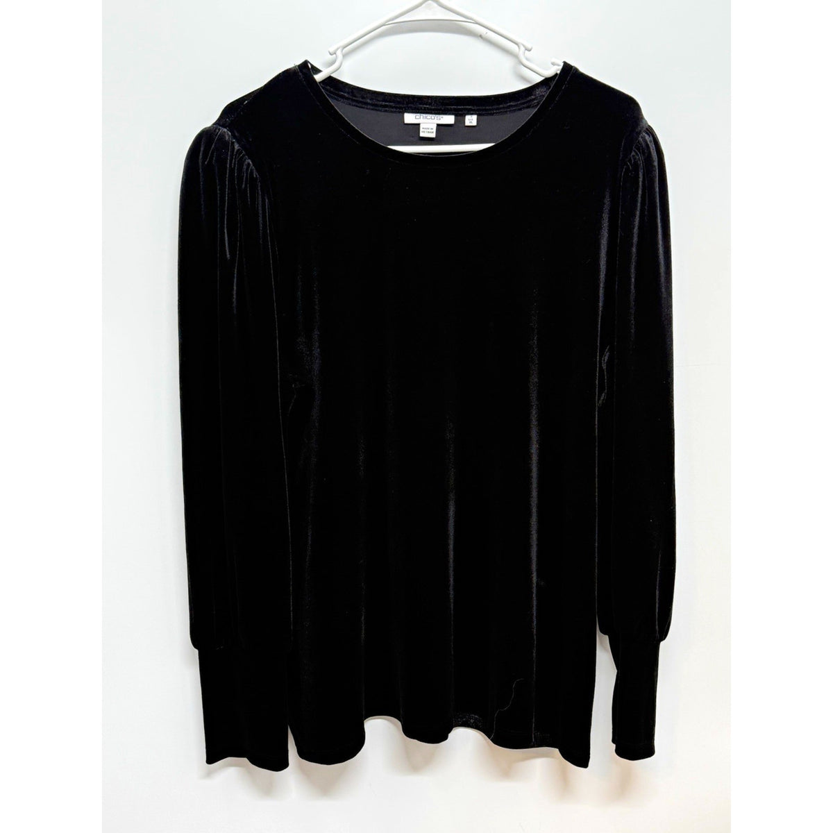 Chico’s Size 3 XL Black Velvet Top Puff Sleeve Long Sleeve Holiday Party