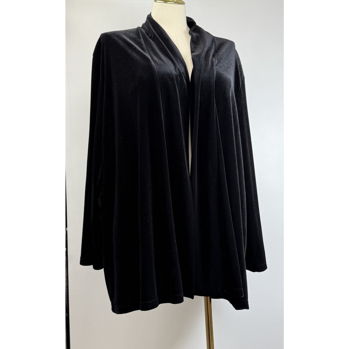 Notations Woman Black Velvet Open Front Cardigan 3X Stretch Drape Whimsigoth