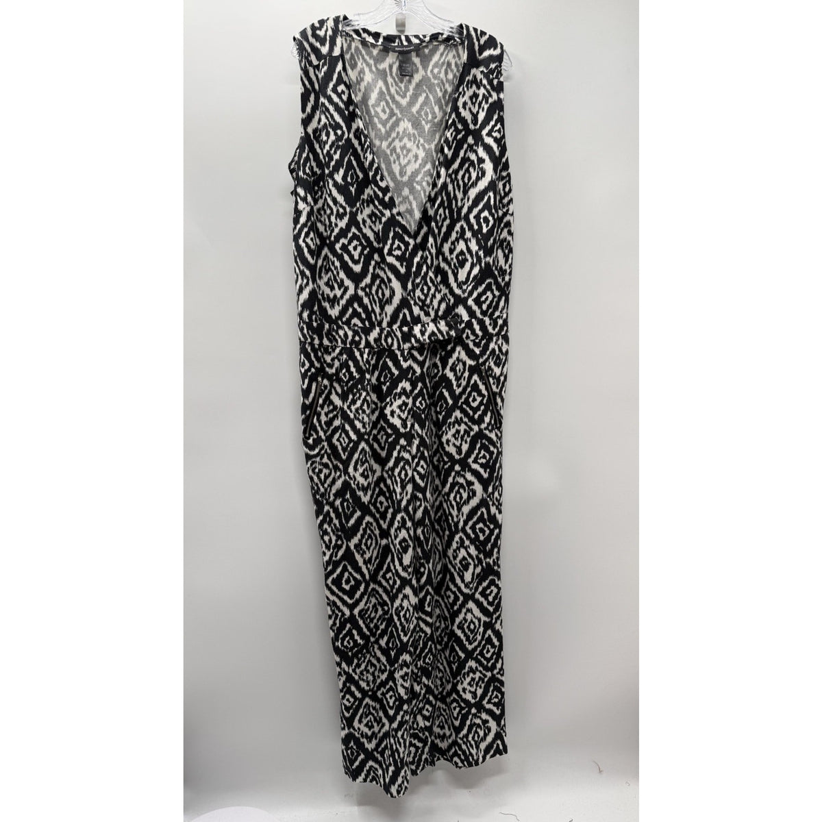 Ashley Stewart Linen Blend Jumpsuit Size 20 Black Tan Ikat Zip Slash Pockets