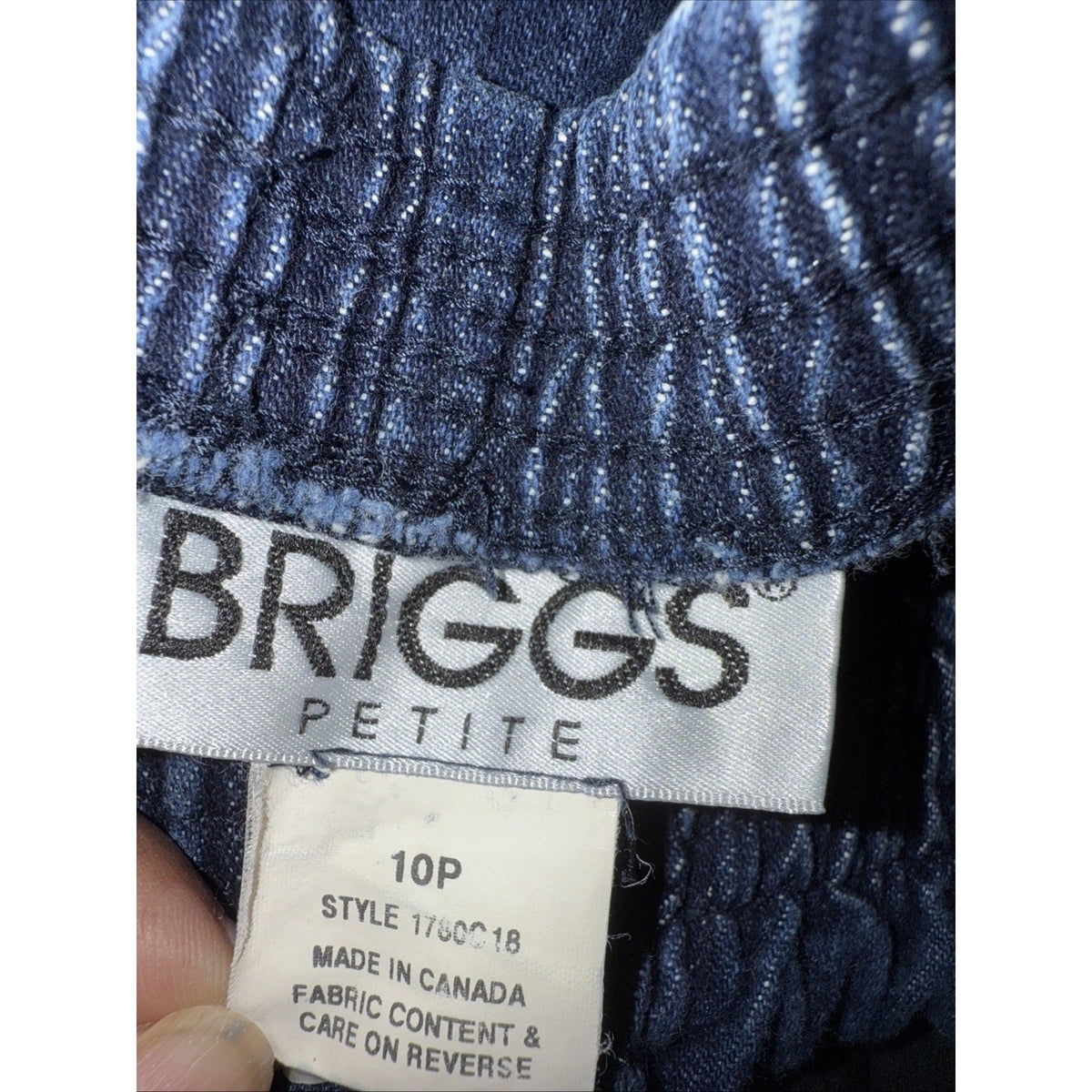 Briggs Size 10P denim cropped Pants women’s Pull On Elastic Waist Pockets GUC ￼