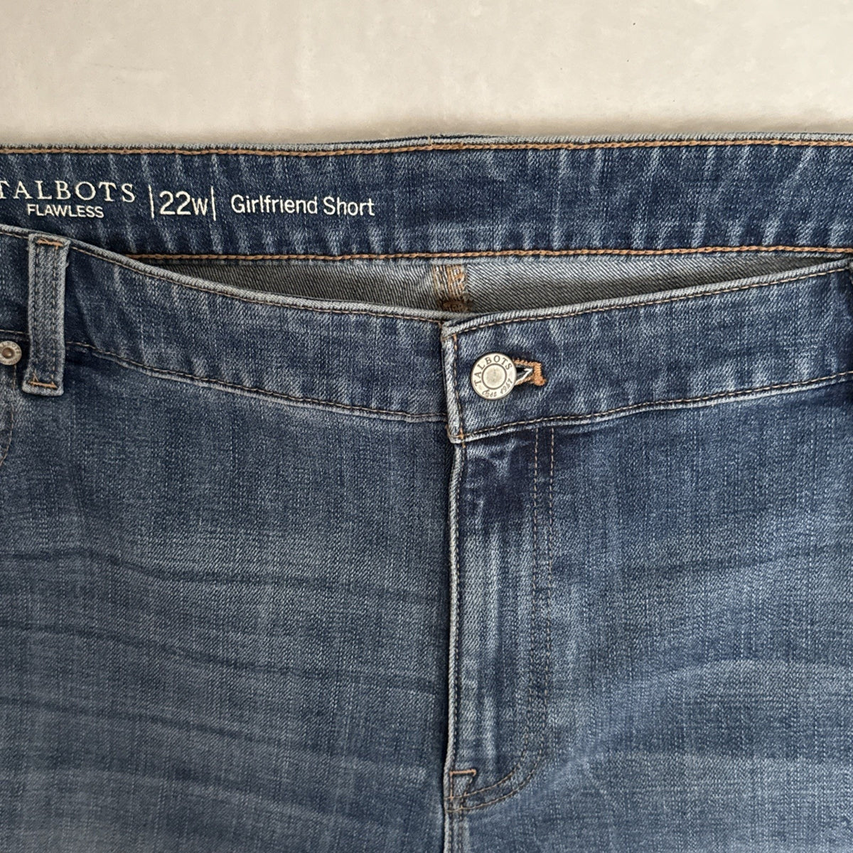 TALBOTS Flawless Girlfriend Short Women Size 22W Denim 5 Pocket