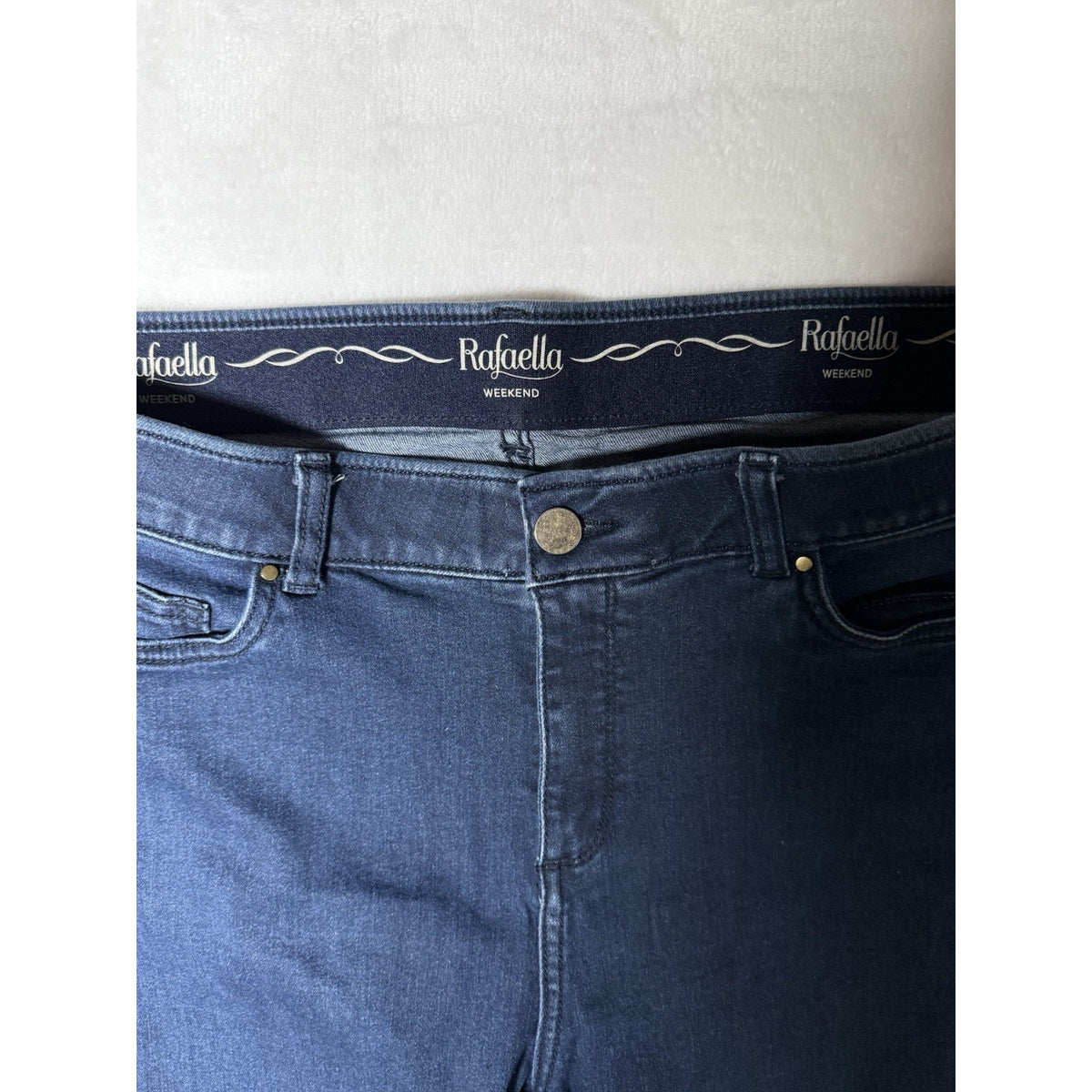 Rafaella Weekend Womens 16 Capri Jeans Dark Wash Embellished Hem Stretch Denim