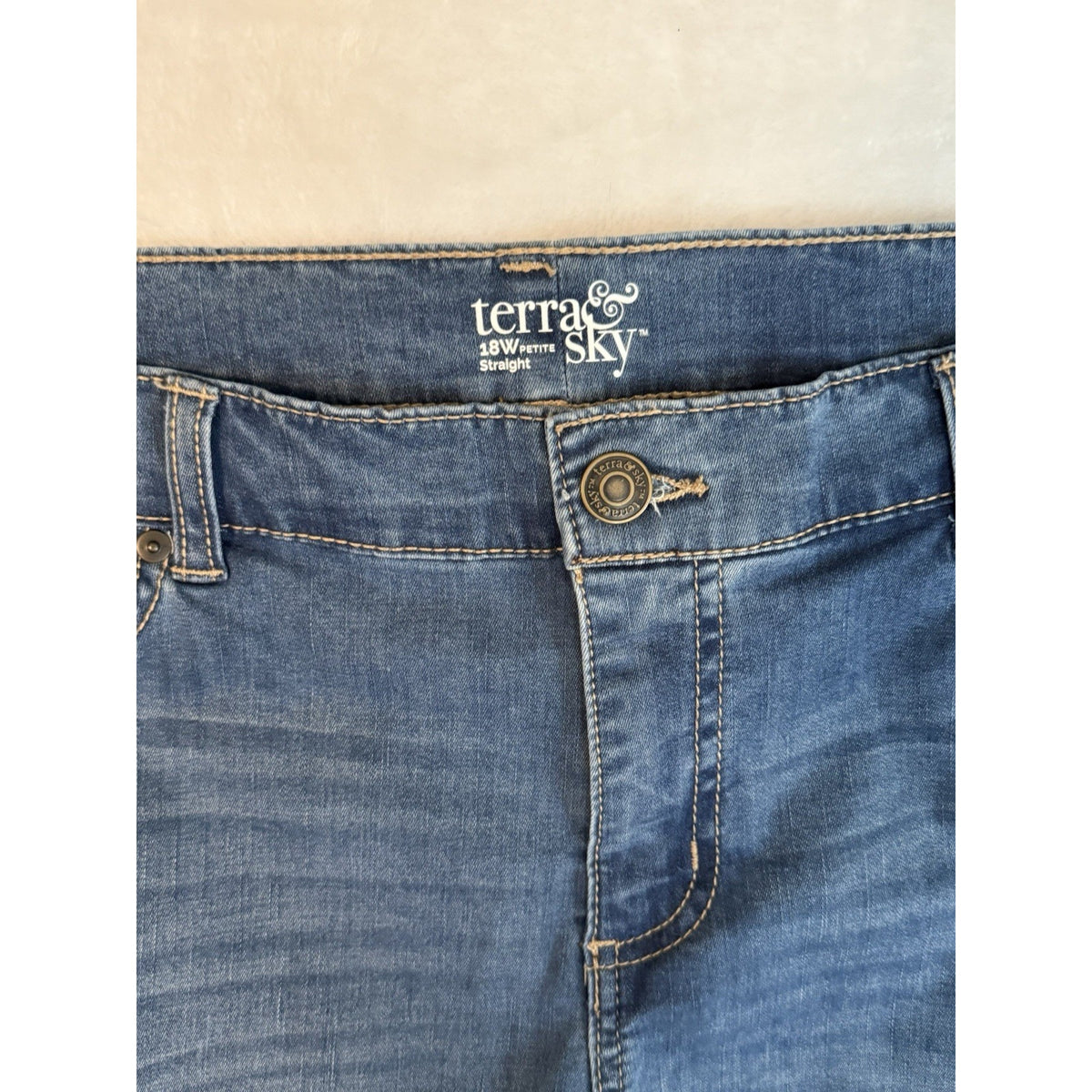 Terra & Sky Jeans Womens 18W Petite Straight Leg Stretch Plus Size Denim NWOT