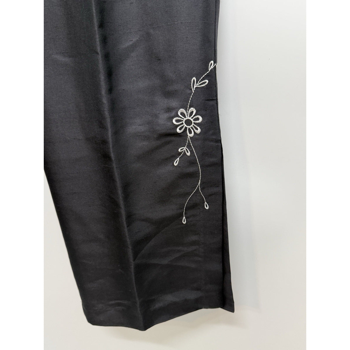 ISC Womens Silk Pants Black Embroidered Leg Side Slit Sz L, Lined