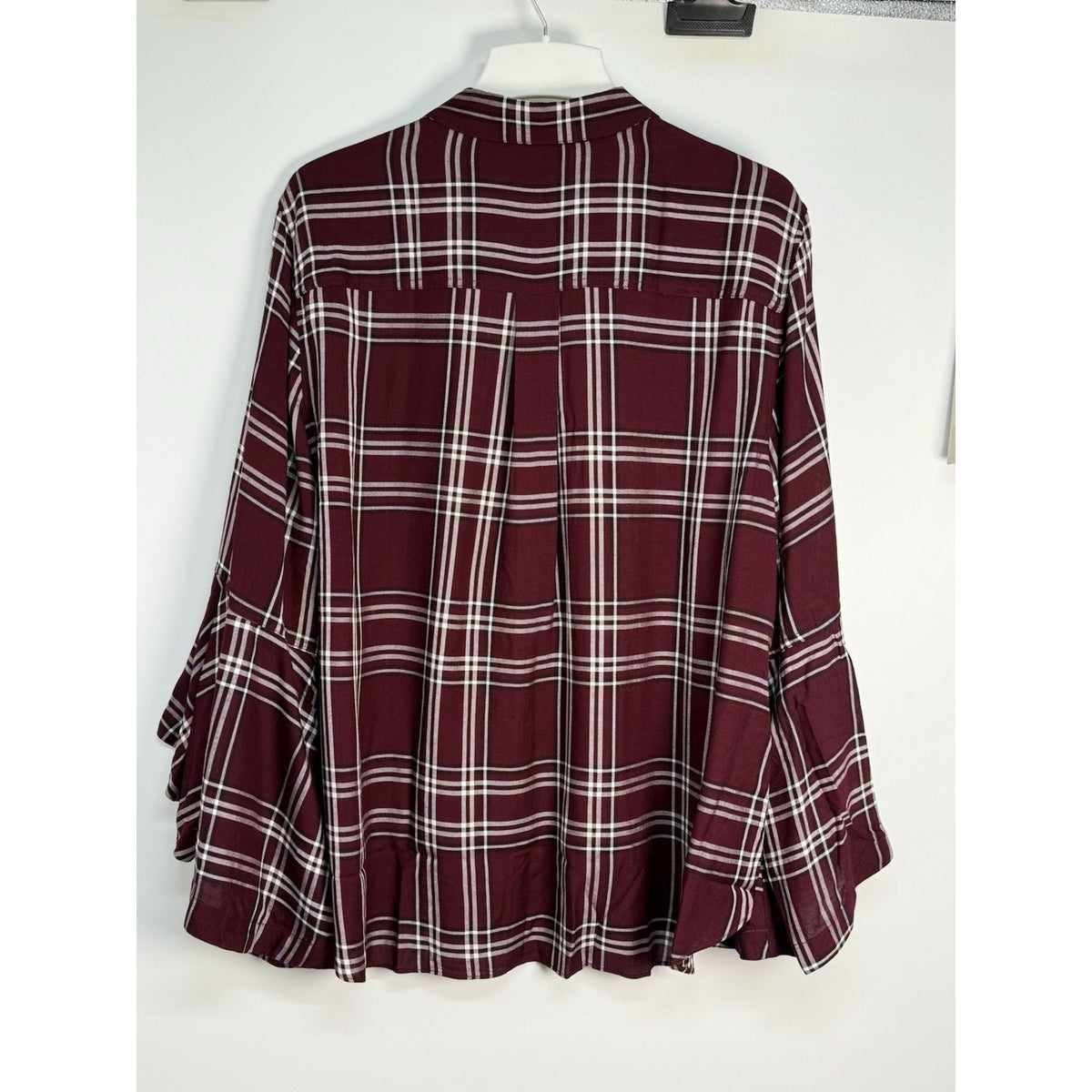 Cato Plaid Bell Sleeve Tunic Top Burgundy Button Front Women’s 22/24W Rayon