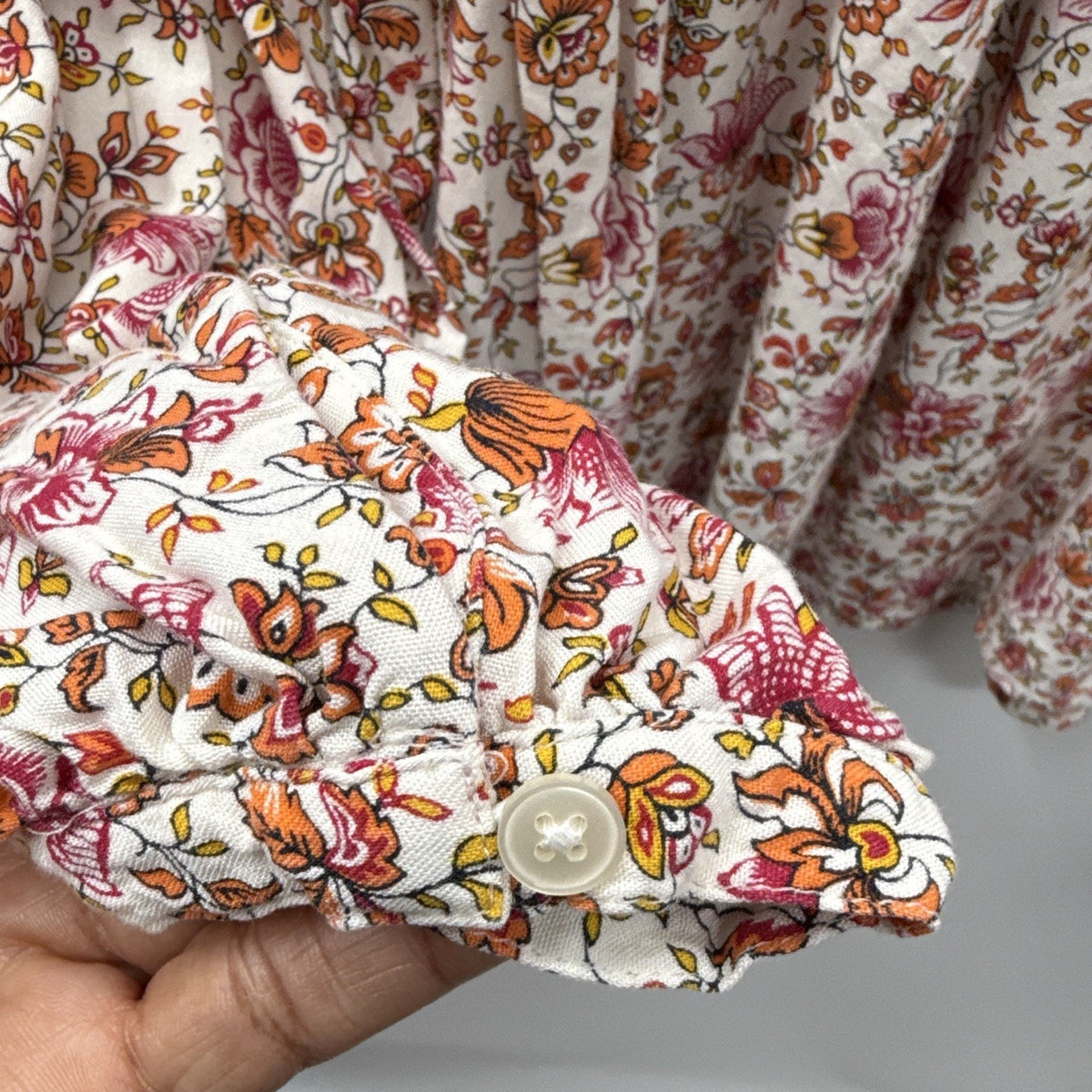 Old Navy Womens XL Floral Woven Viscose Long Sleeve Pullover Blouse White
