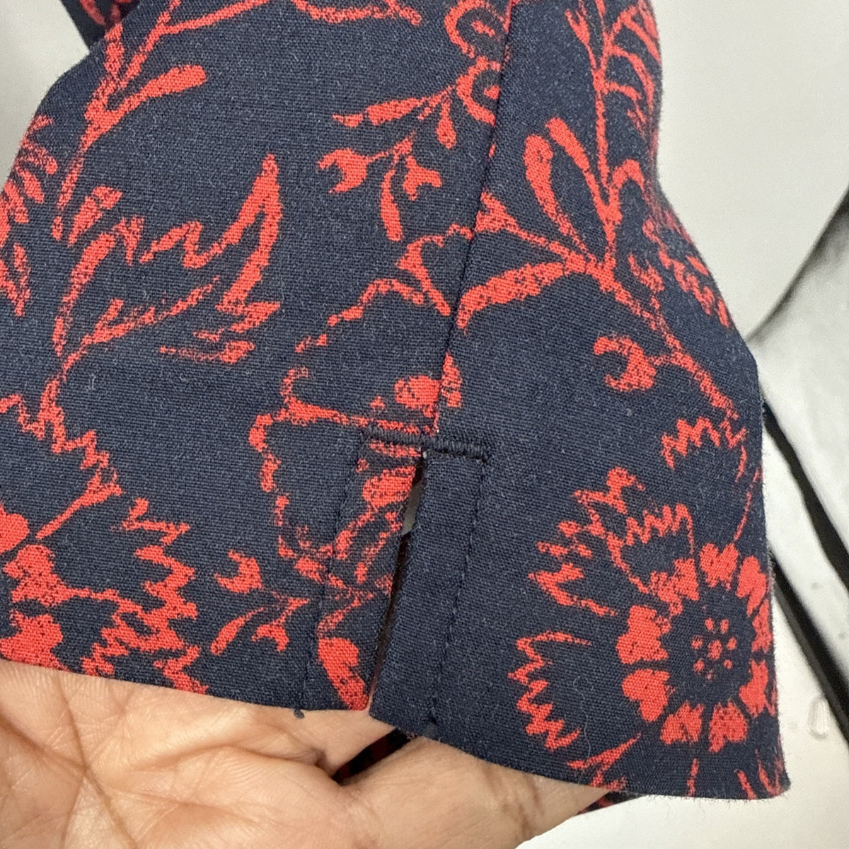 LOFT Ann Taylor Marisa Riviera Pants 12 Red Floral Damask Slim Ankle Crop