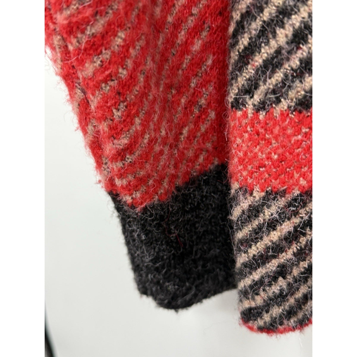 Cyrus Cardigan Sweater Snap Button Red Check Plaid Women Size Medium Academia