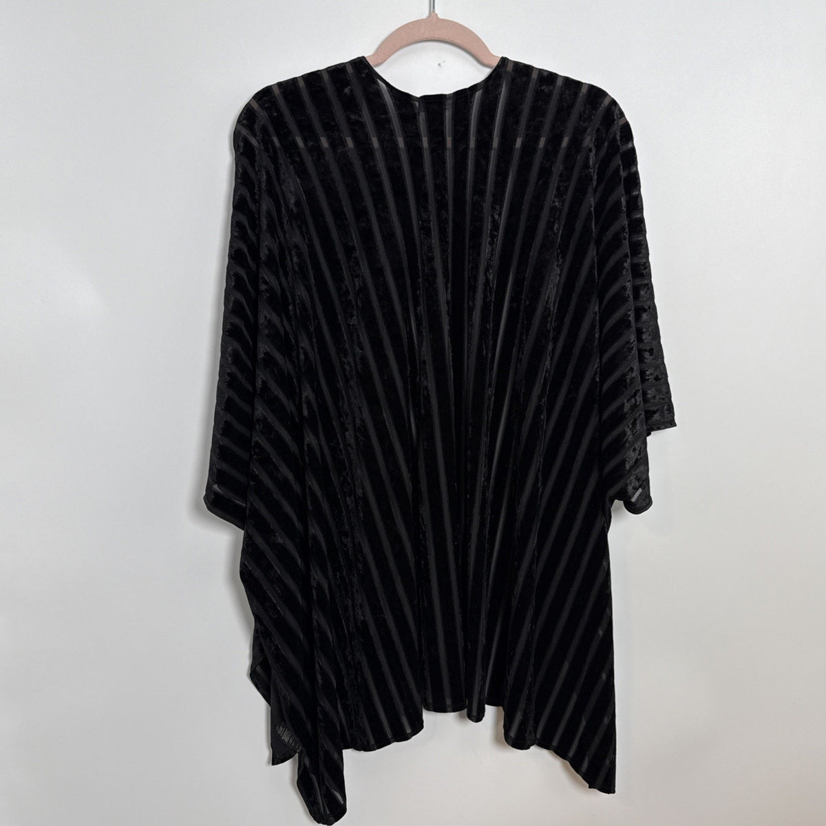 Do Everything in Love Kimono Women OS Black Striped Velvet Burnout Boho Witchy