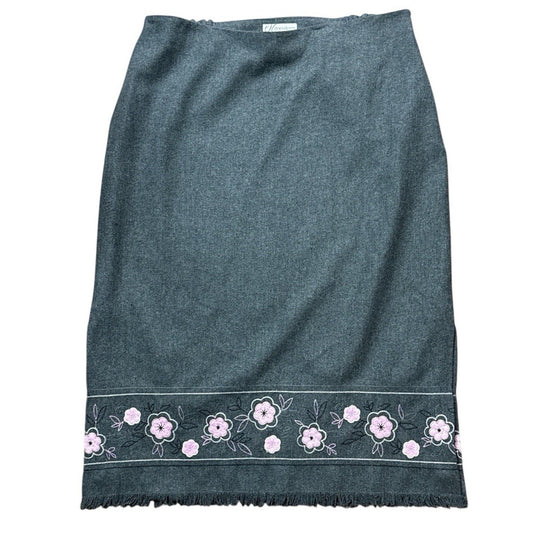 Dressbarn Wool Blend Skirt – Size 18W – Gray with Pink Lavender Embroidery