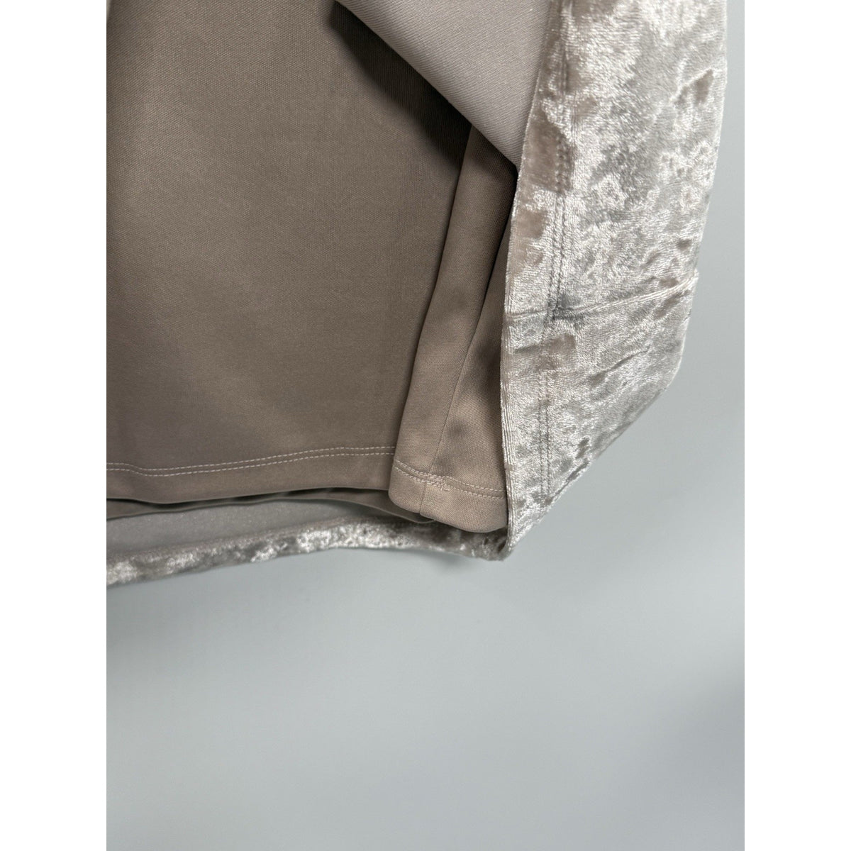 Zac & Rachel XL Crushed Velvet Sleeveless Blouse Lace Back V Neck Champagne