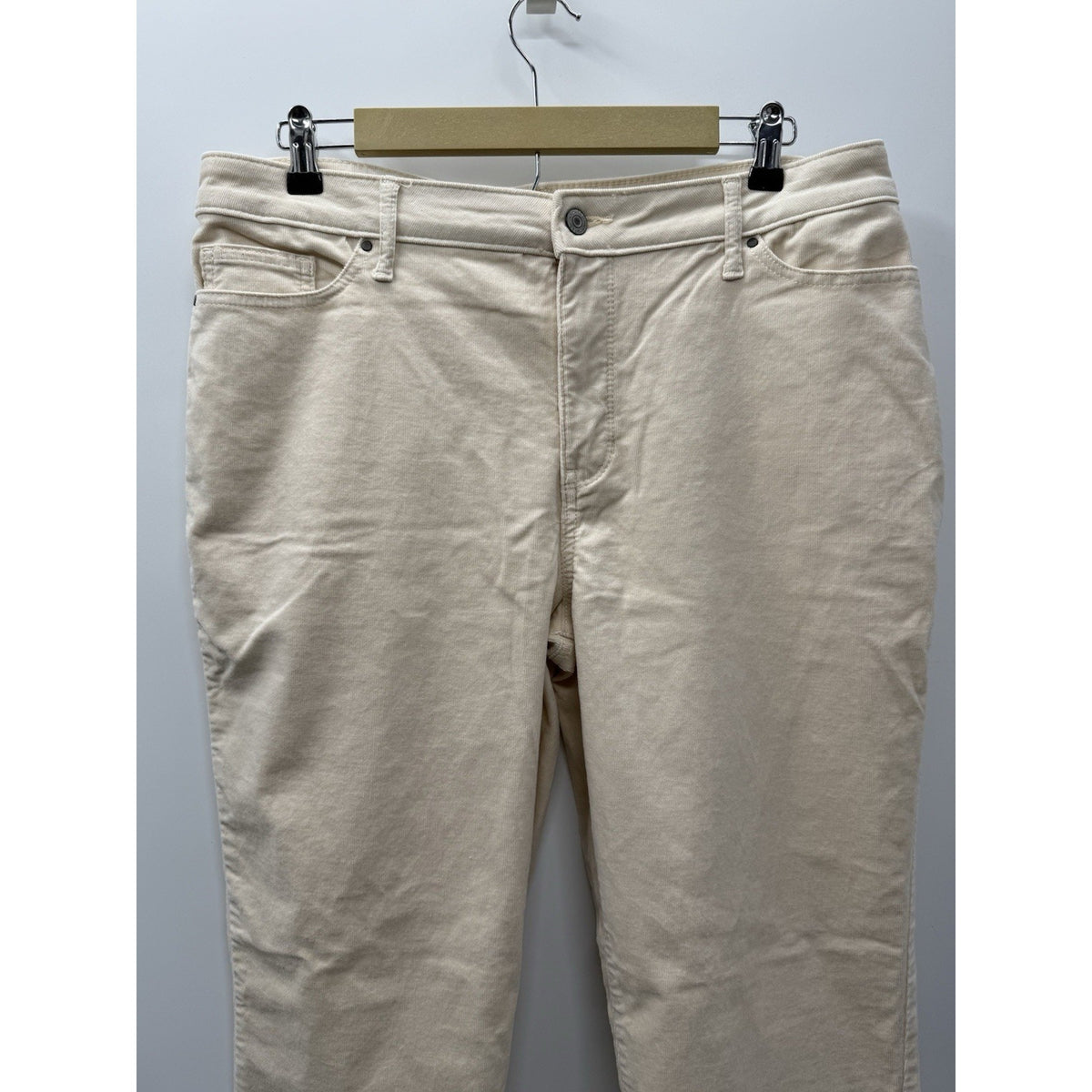 Croft & Barrow Womens 16 Ivory Corduroy Pants Straight Leg Stretch