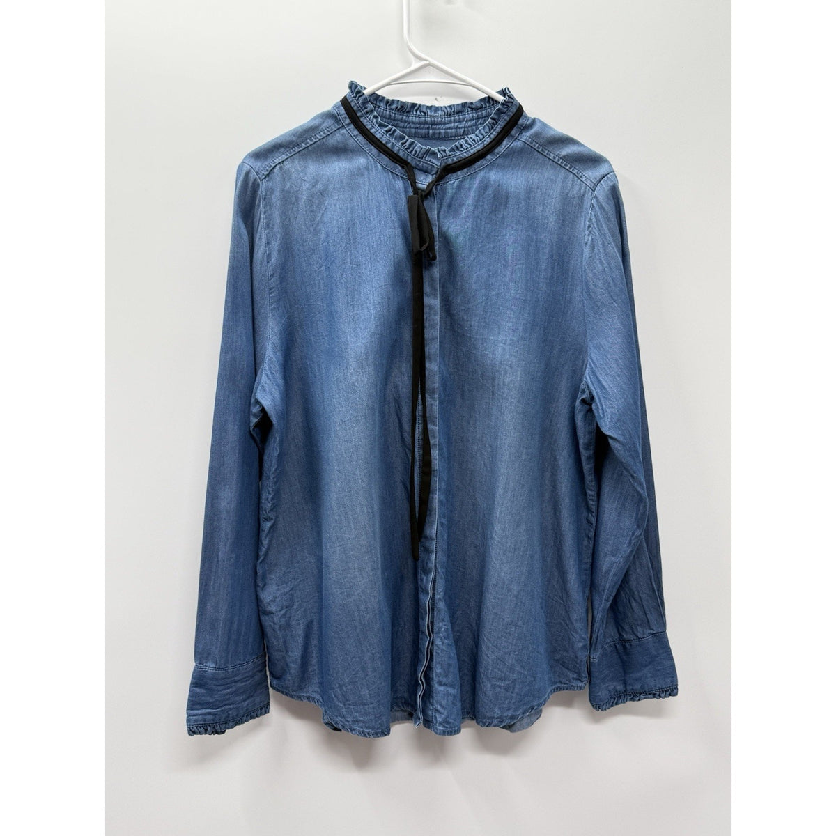Kensie Jeans XL Chambray Button-Up Blouse Blue Ruffle Tie Neck Lyocell Top