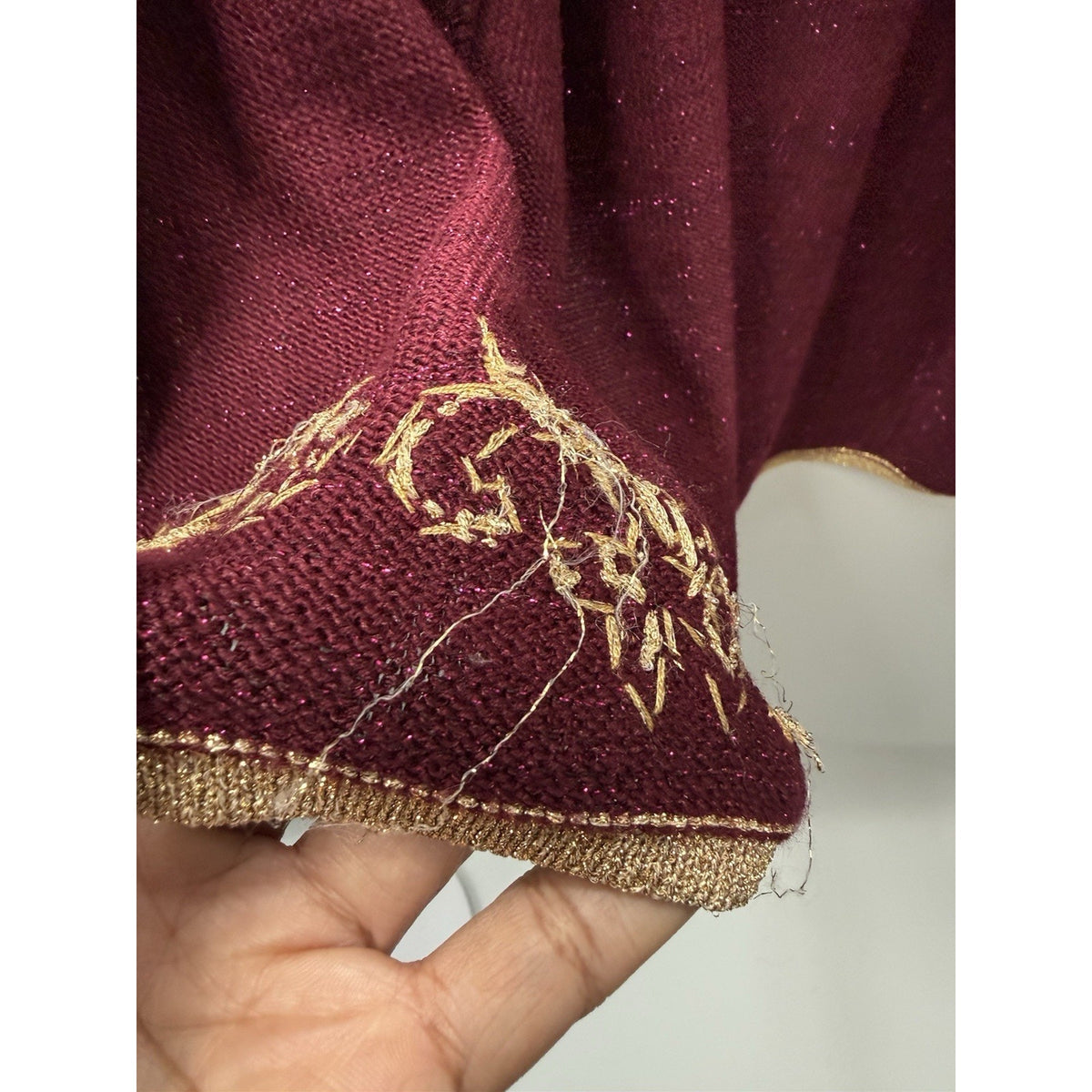 Vintage Jaclyn Smith Cardigan M Burgundy Gold Beaded Metallic Embroidered