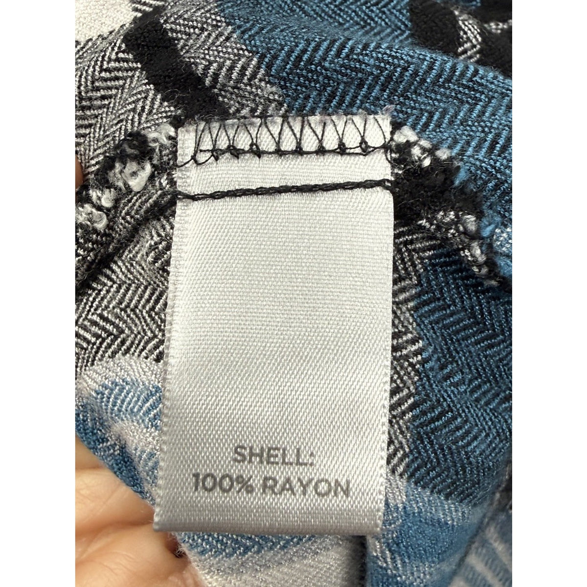 Avenue Shirt Women’s Black,White,Blue Long Sleeve Button Up Plaid Size 18/20