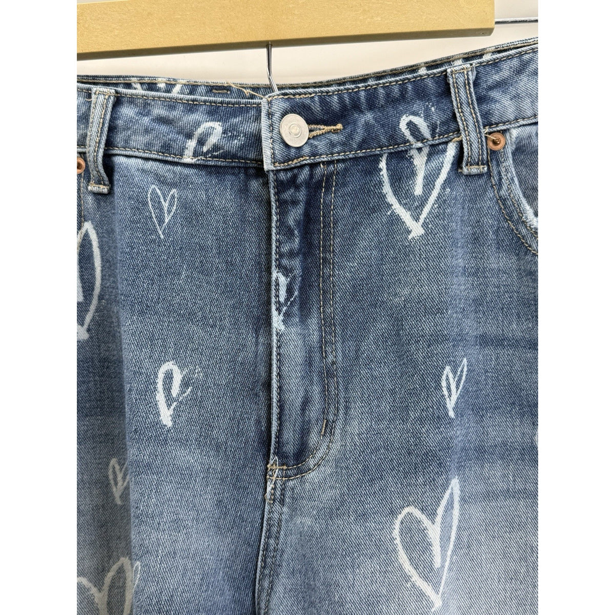 Heart Print High-Rise Straight Juniors 15 Raw Hem Jeans No Boundaries Distressed