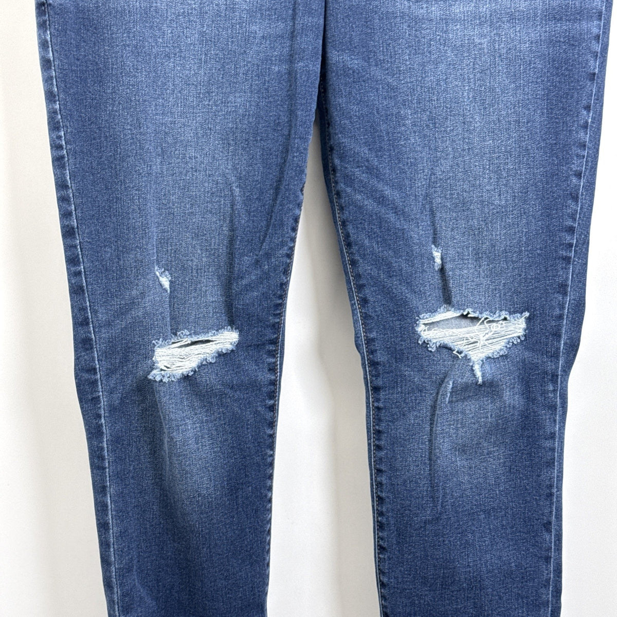 Old Navy Jeans Womens 14 Rockstar Mid-Rise Skinny Jegging Distressed Knee Blue