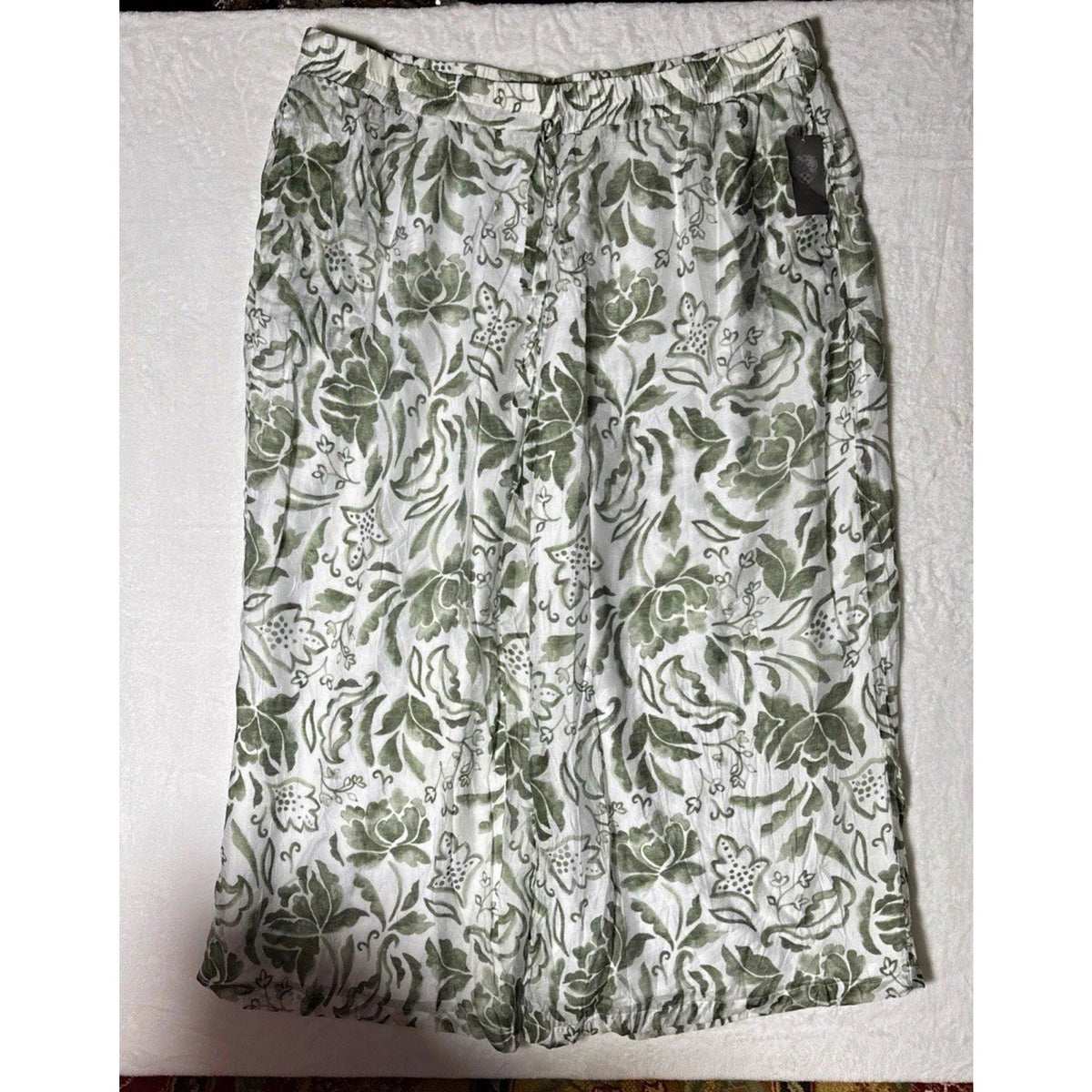 Vince Camuto Women’s Plus 3X Green White Floral Cropped Drawstring Pants Pockets