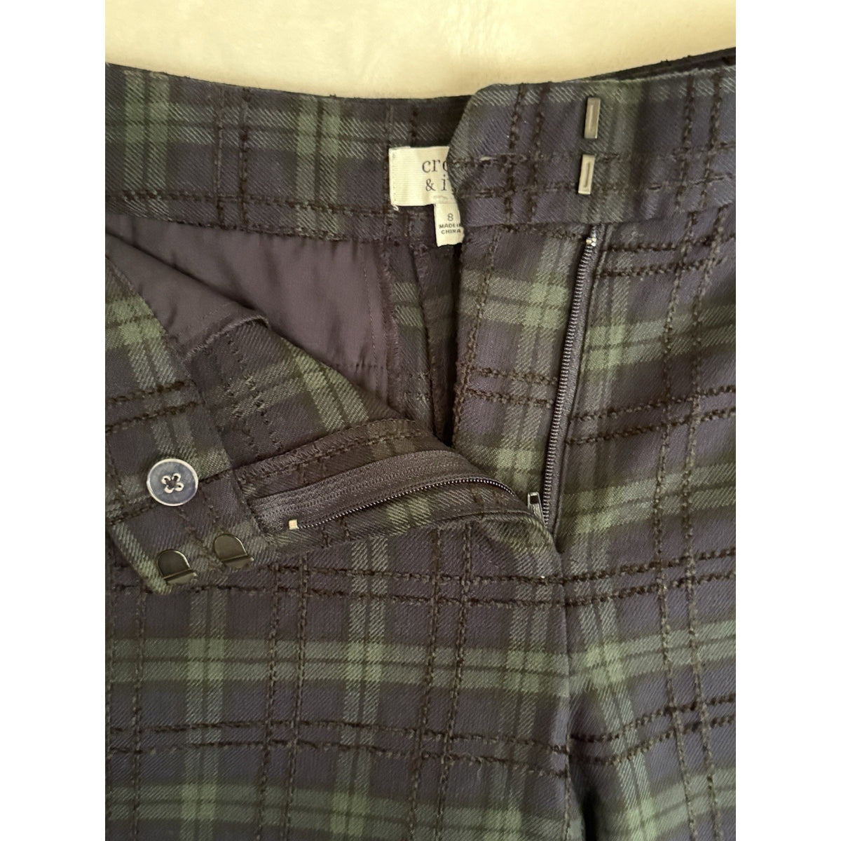 Crown & Ivy Cropped Straight Wide Leg Dress Pants Green Tartan Plaid Mid Rise 8