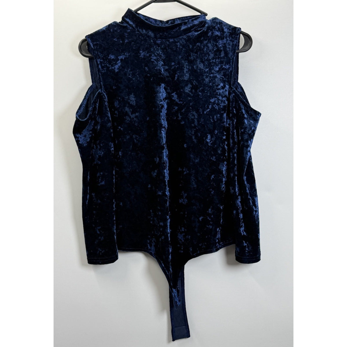 NY&Co Navy Crushed Velvet Cold Shoulder Bodysuit Sz M Gothic Romantic Whimsigoth