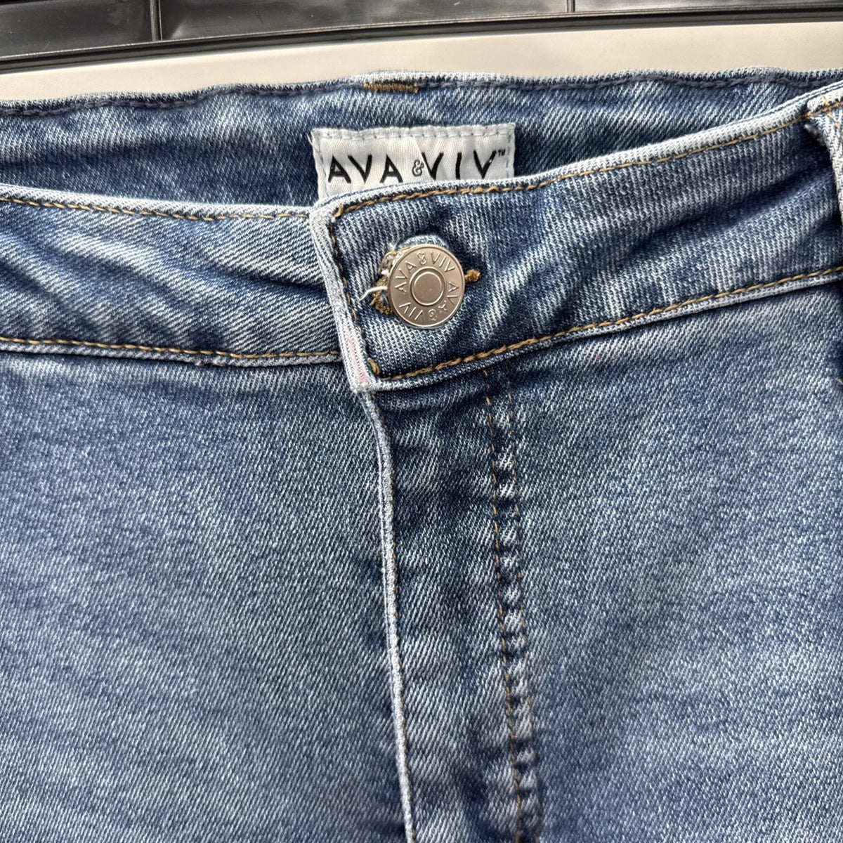 AVA & VIV Denim Crop Jeans Women Size 18W 5 Pocket Stretch 25” Inseam
