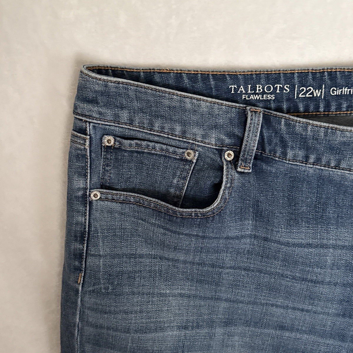 TALBOTS Flawless Girlfriend Short Women Size 22W Denim 5 Pocket