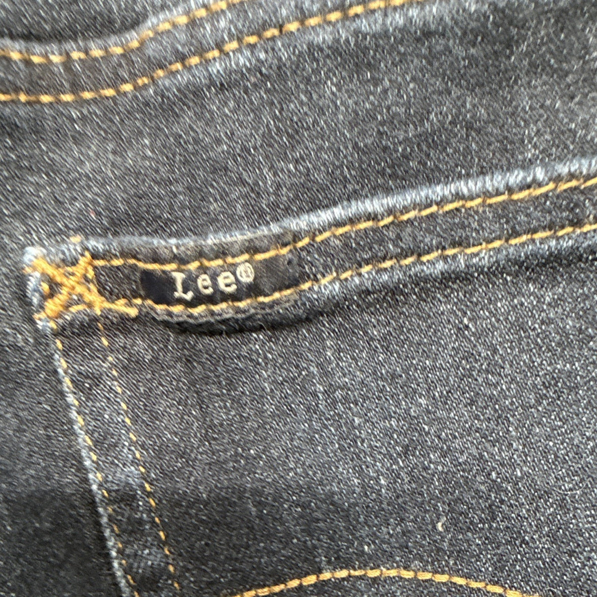 Lee Women’s Slim Fit Mid Rise Straight Leg Stretch Jeans Dark Wash Sz 16 Short