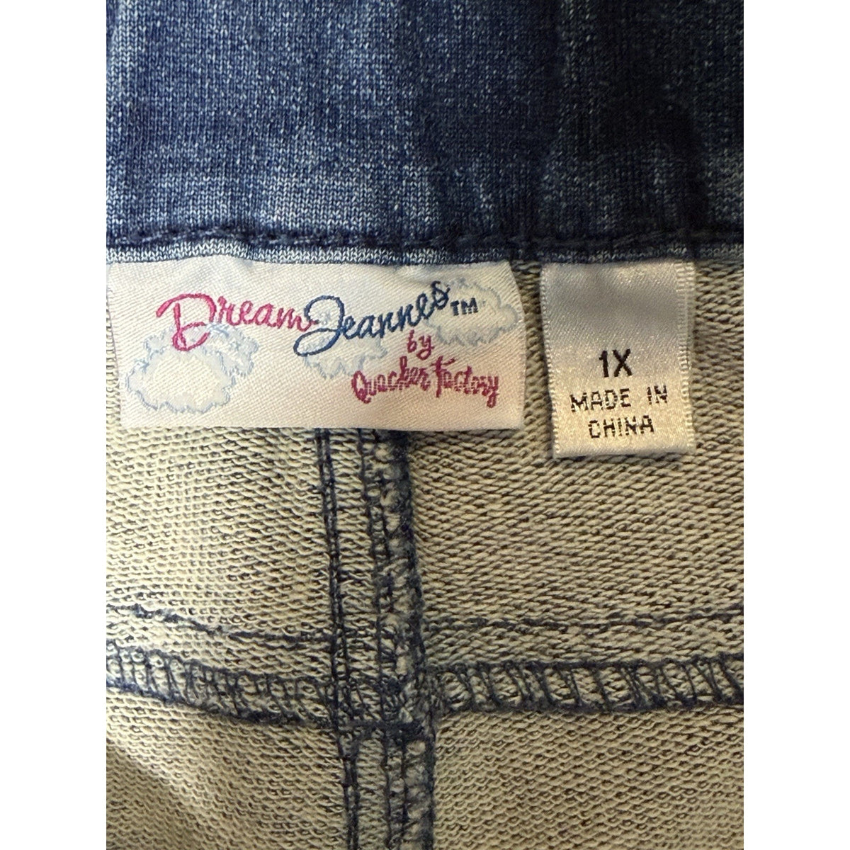 Quacker Factory DreamJeannes Jeans 1X Blue Rhinestone Heart Stretch Pull On