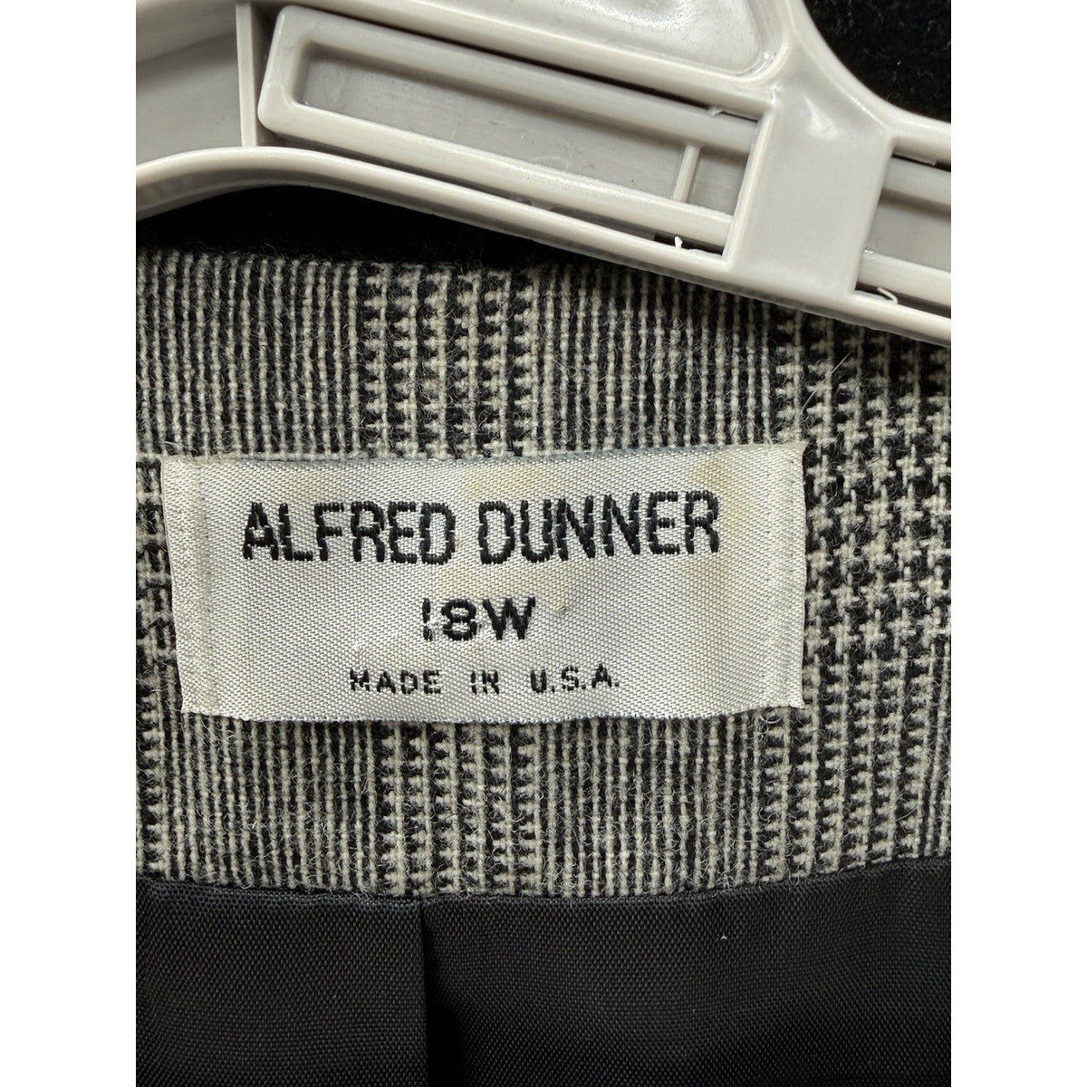 VTG Alfred Dunner 18W Glen Plaid Blazer Black Velvet Collar USA Dark Academia