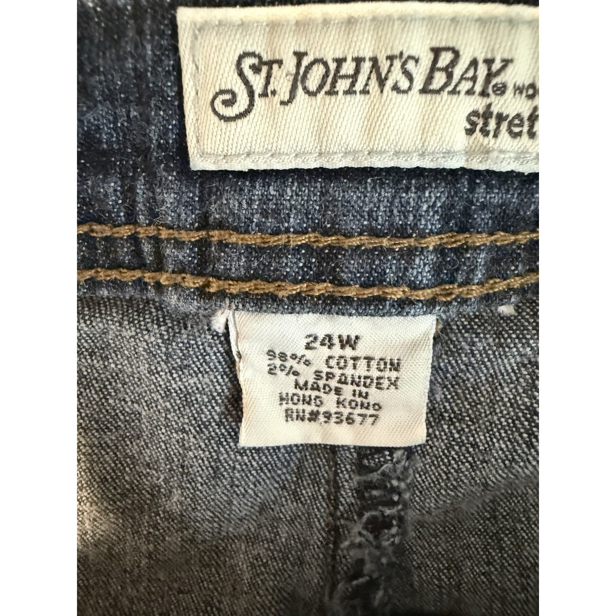 St Johns Bay Womens 24W Denim Capri Jeans Stretch Blue Mid Rise Plus Size