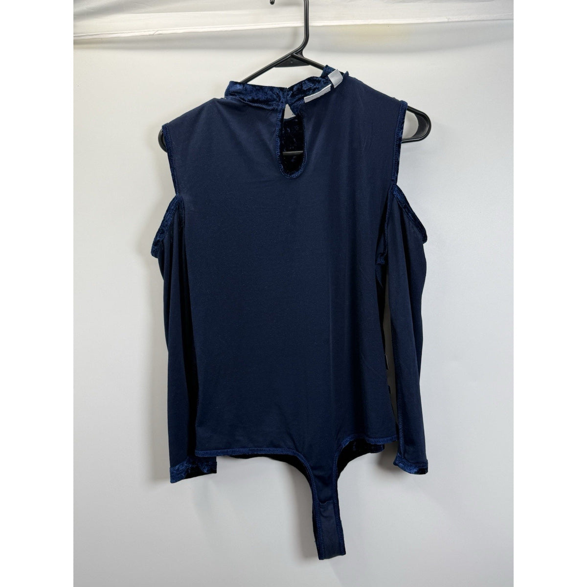 NY&Co Navy Crushed Velvet Cold Shoulder Bodysuit Sz M Gothic Romantic Whimsigoth