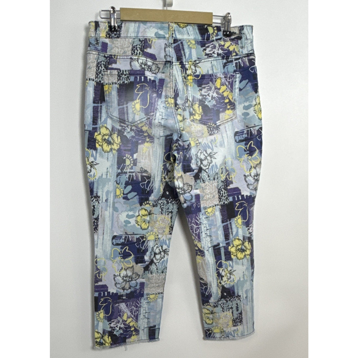 LOGO by Lori Goldstein Women’s Straight Floral High-Rise Stretch Jeans 12