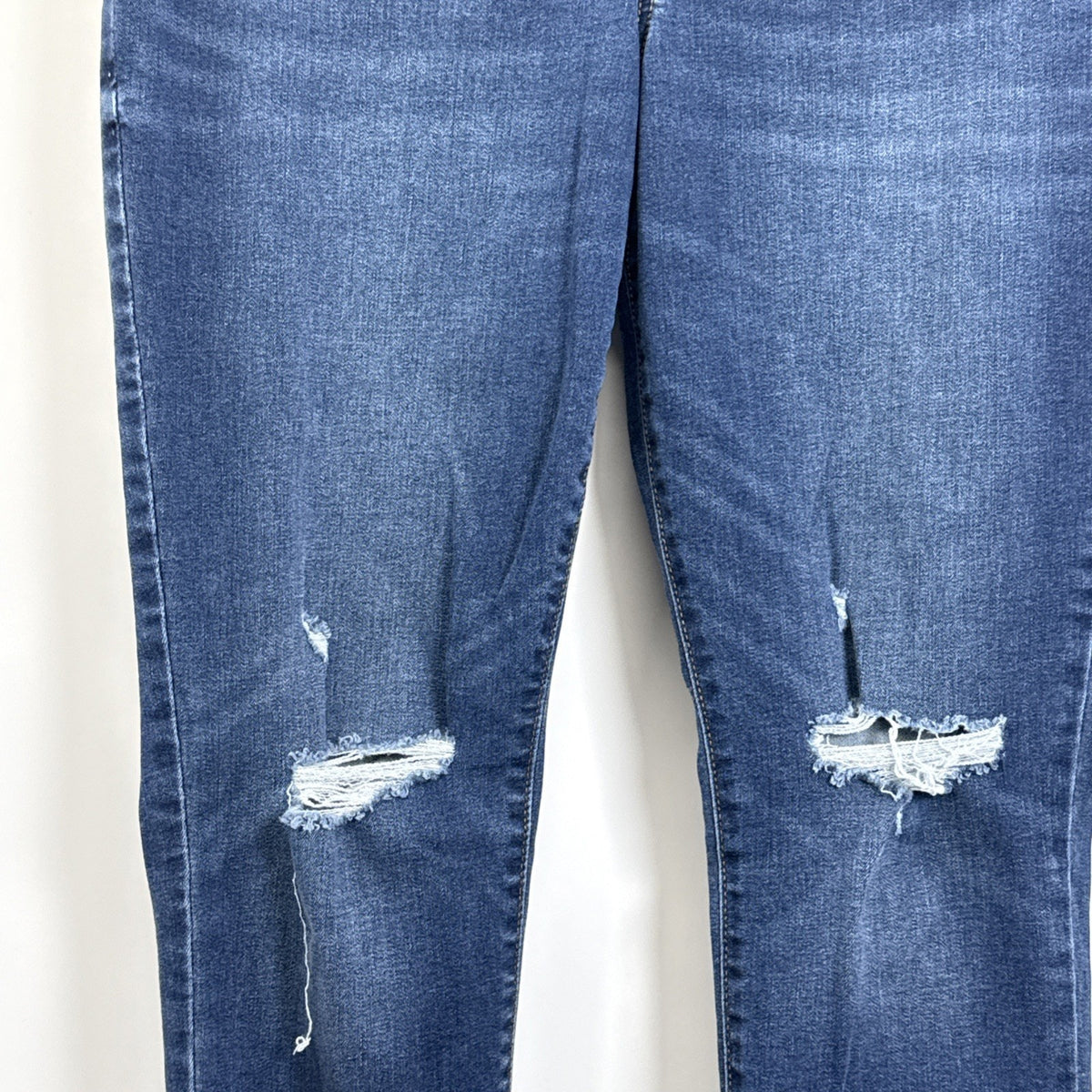 Old Navy Jeans Womens 14 Rockstar Mid-Rise Skinny Jegging Distressed Knee Blue