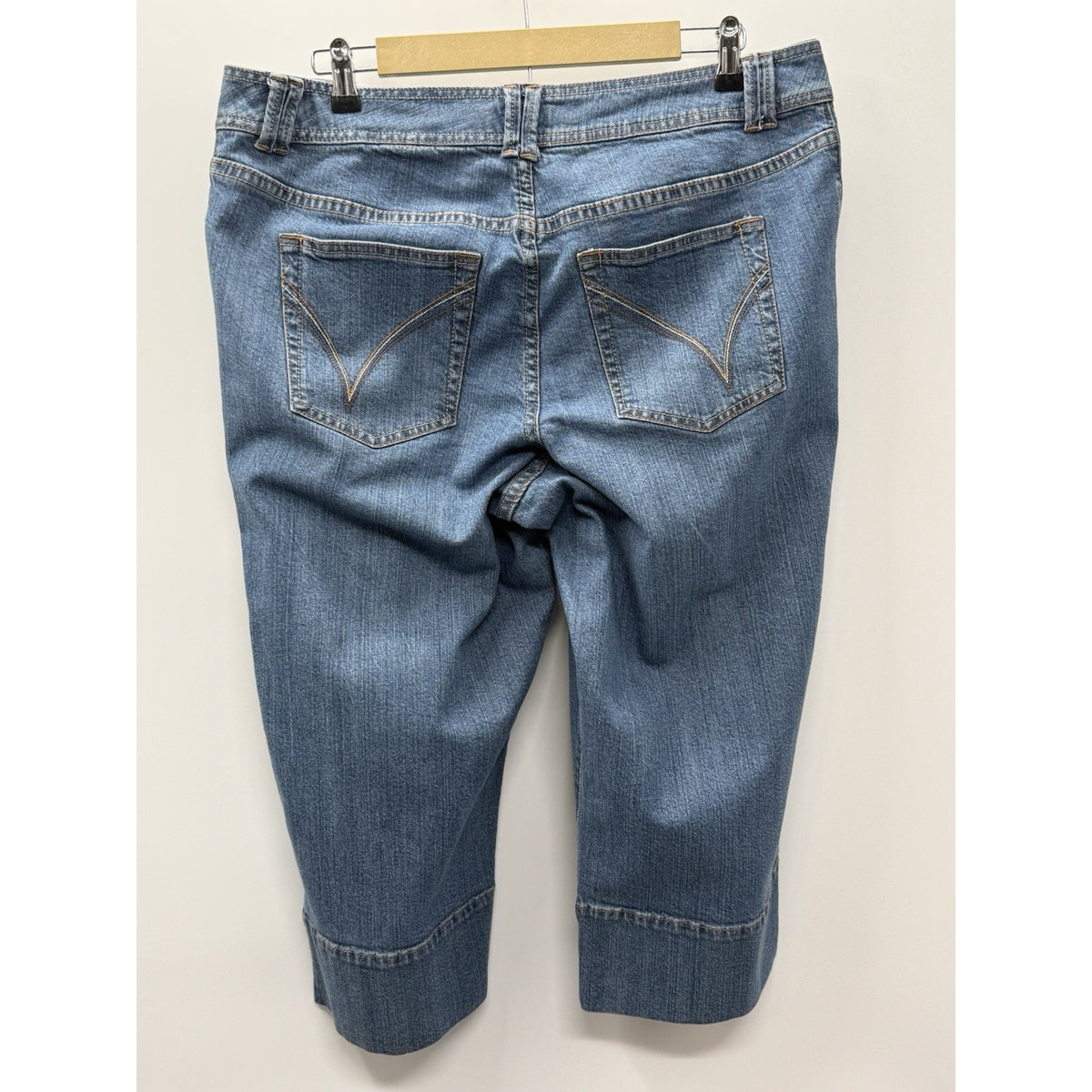 Venezia Jeans Capri Cropped Denim Pants Size 3 Blue Stretch Cuffed Stretch