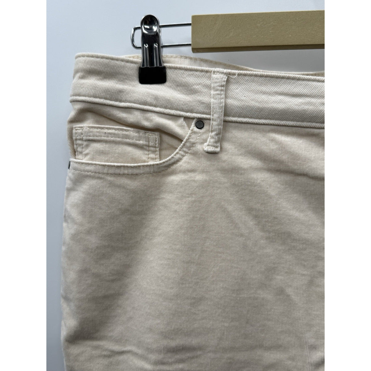 Croft & Barrow Womens 16 Ivory Corduroy Pants Straight Leg Stretch