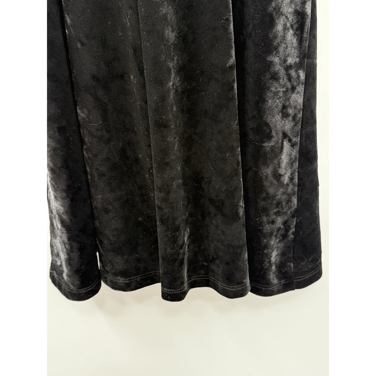 Forever 21 Black Velvet Slip Dress Lace Trim Goth Coquette Grunge Y2K L NWT