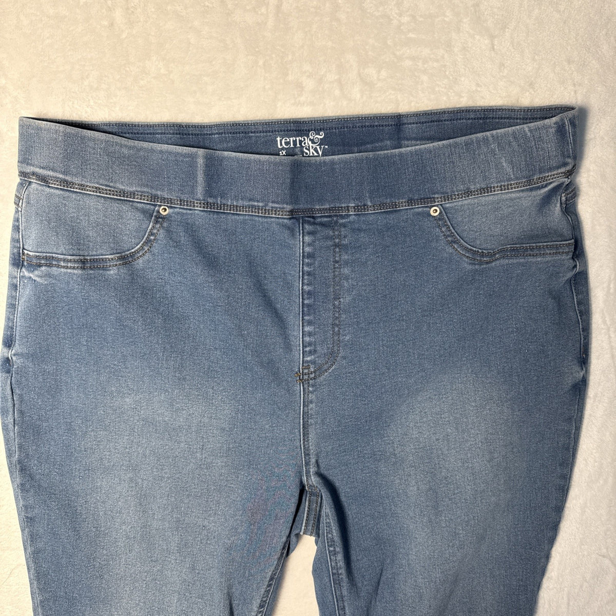 Terra & Sky Woman's 1X Pull On Jean Jeggings High Rise Stretch Casual lightwash
