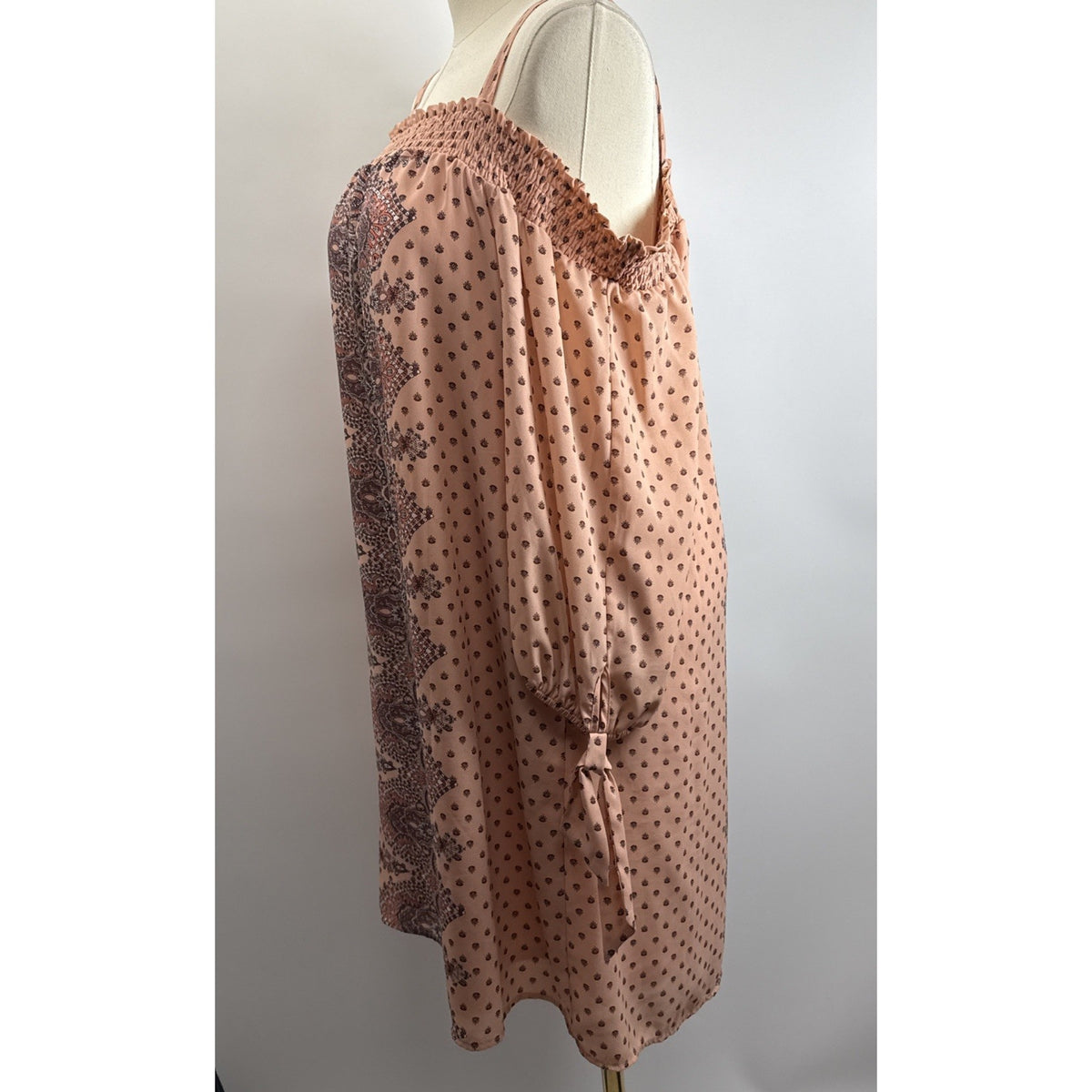 Luxology Boho Paisley Off Shoulder Dress Peach Smocked Festival Size 18