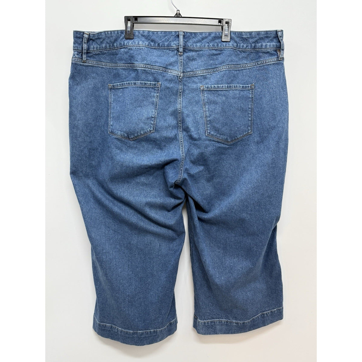 Liz Claiborne Denim Capris Womens 24W Plus Stretch Tencel Blue Patch Pocket