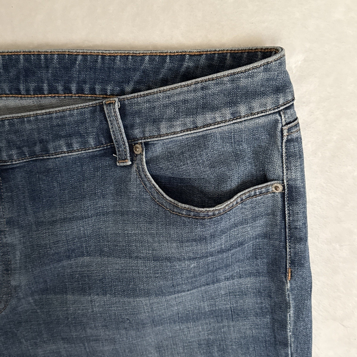 TALBOTS Flawless Girlfriend Short Women Size 22W Denim 5 Pocket